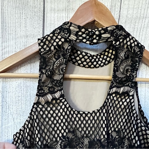 Xhilaration Lace Overlay Dress Color: Black Size: S/P - Picture 8 of 13